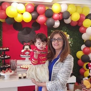 Meet your Posher, Farida